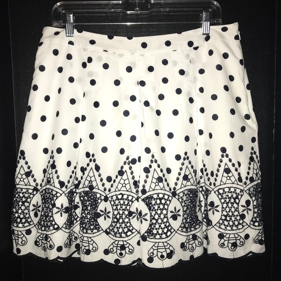 Crown & Ivy skirt, white with black polka dots